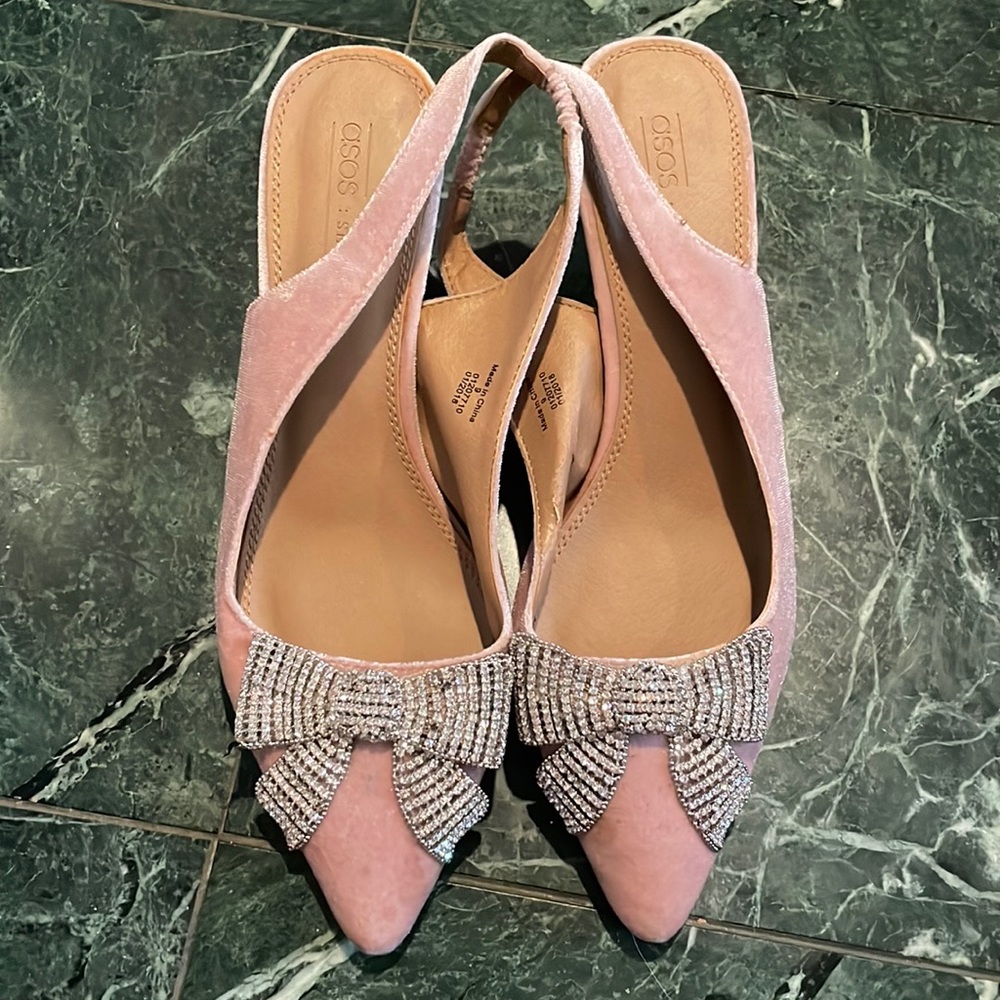 Pink Velvet Bow Slingback Heels! 🎀